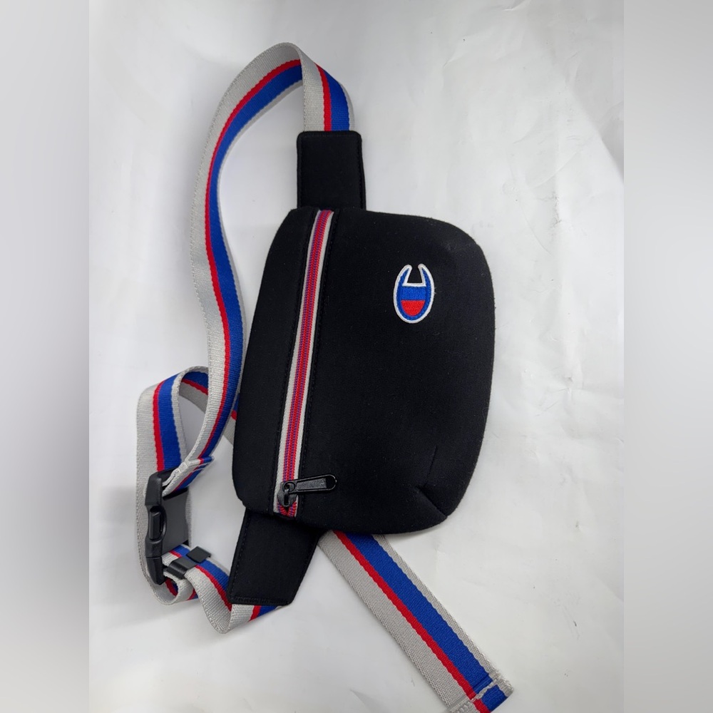 CHAMPION Multi Purpose Belt Bag, Adjustable Strap, Safety Buckle, Zip Closure